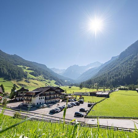Hotel Bacher Riva di Tures Bagian luar foto