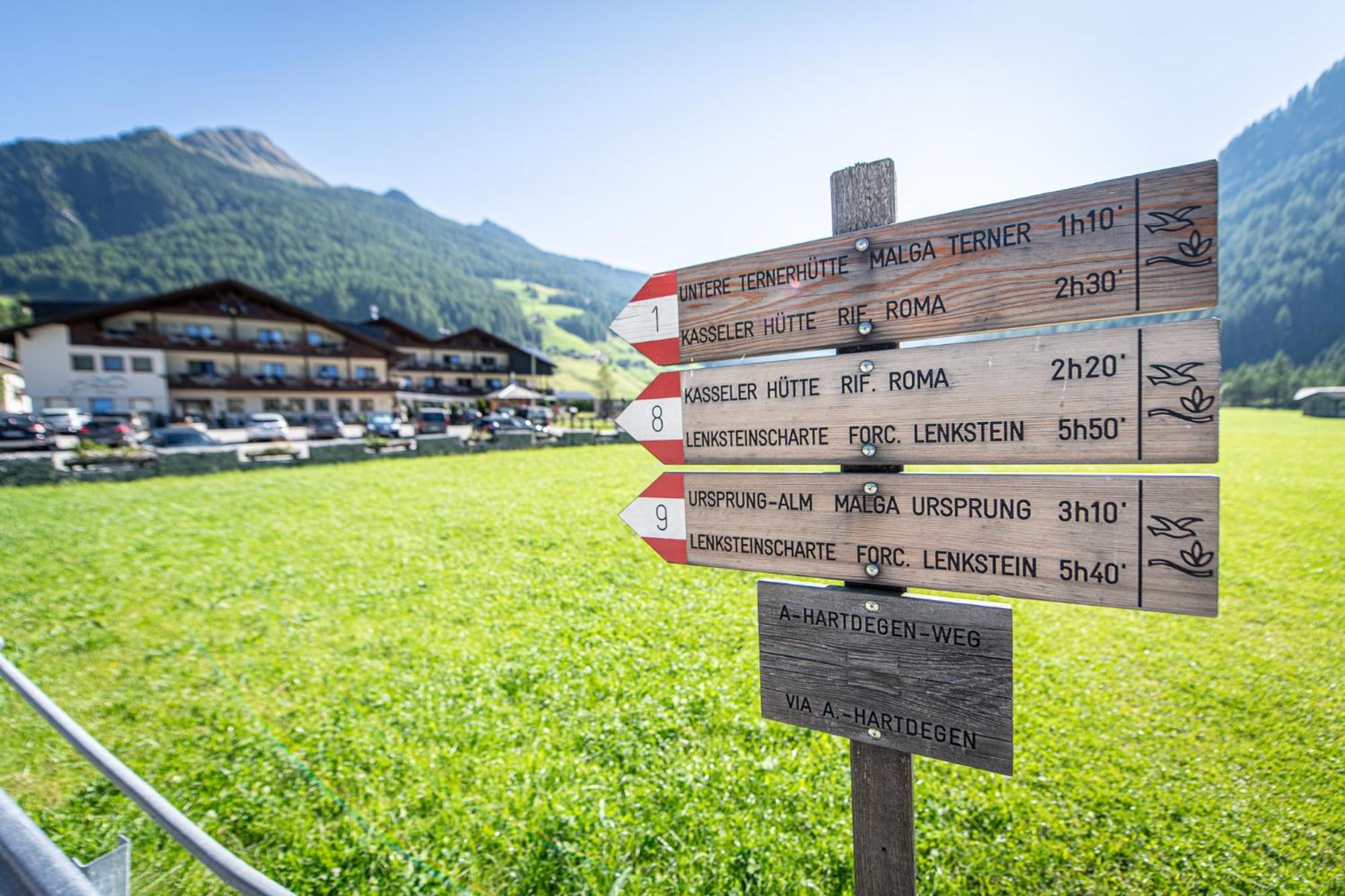 Hotel Bacher Riva di Tures Bagian luar foto